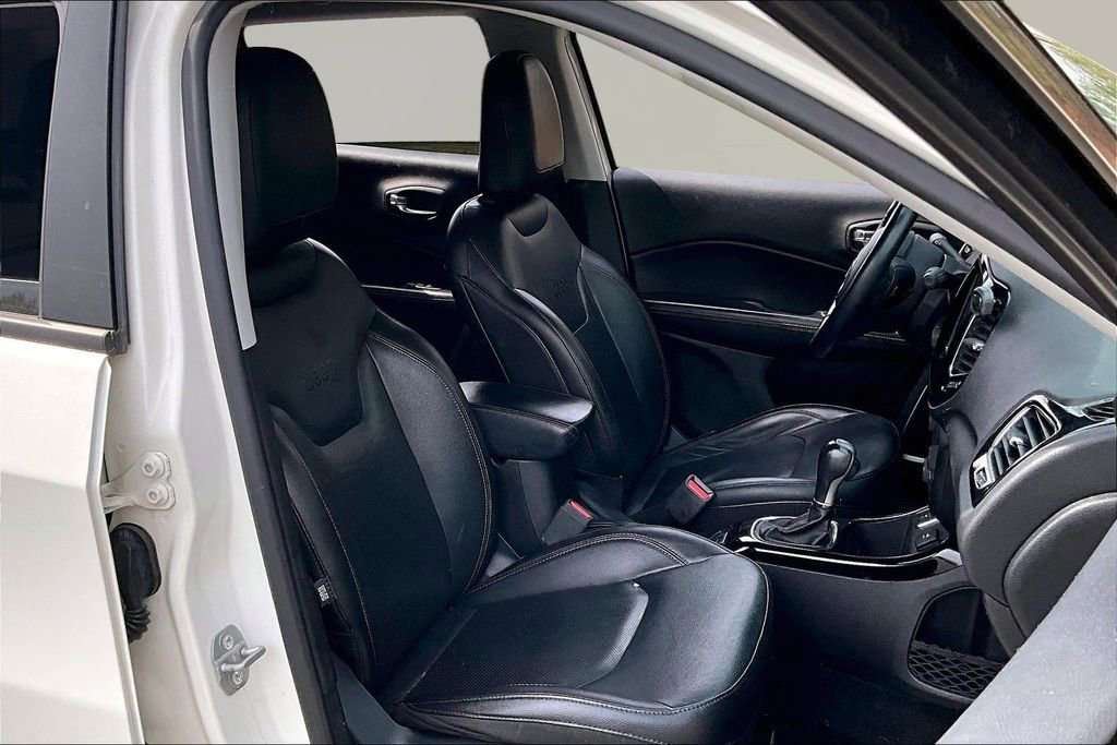 Used 2019 Jeep Compass Limited image 19