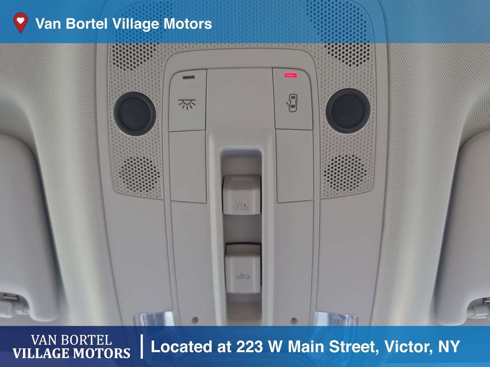 Used 2020 Audi Q3 2.0T Premium w/ Convenience Package image 22