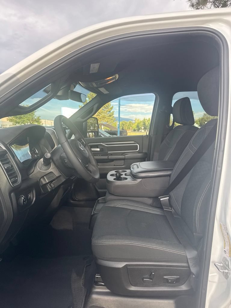 Used 2025 RAM 2500 Big Horn AWD/4WD image 6