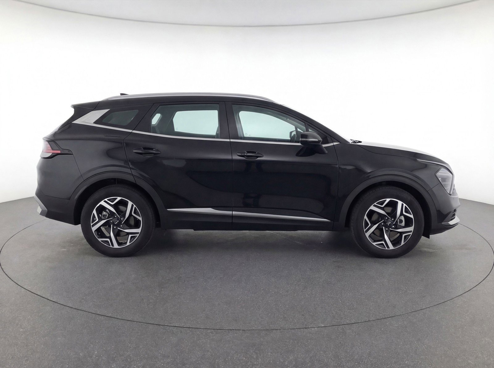 Used 2024 Kia Sportage LX image 11