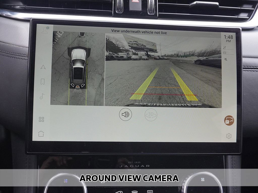 Used 2022 Jaguar F-PACE SVR image 8