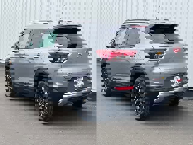 Used 2023 Chevrolet TrailBlazer LT image 4