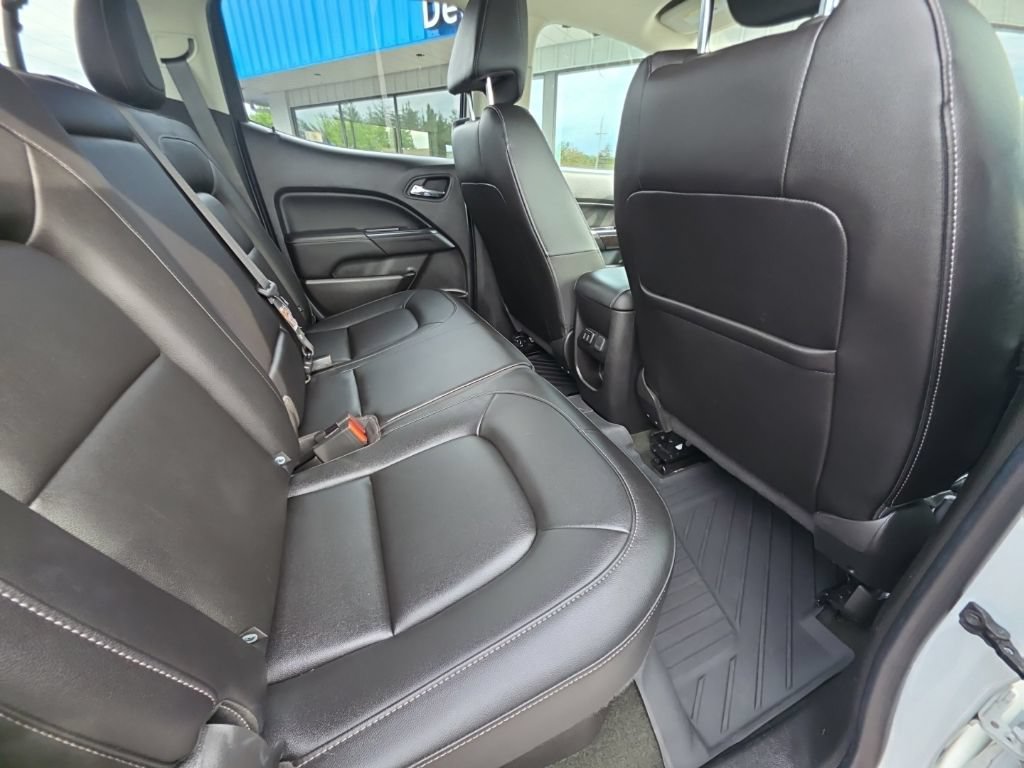 Used 2018 GMC Canyon SLT AWD/4WD image 15
