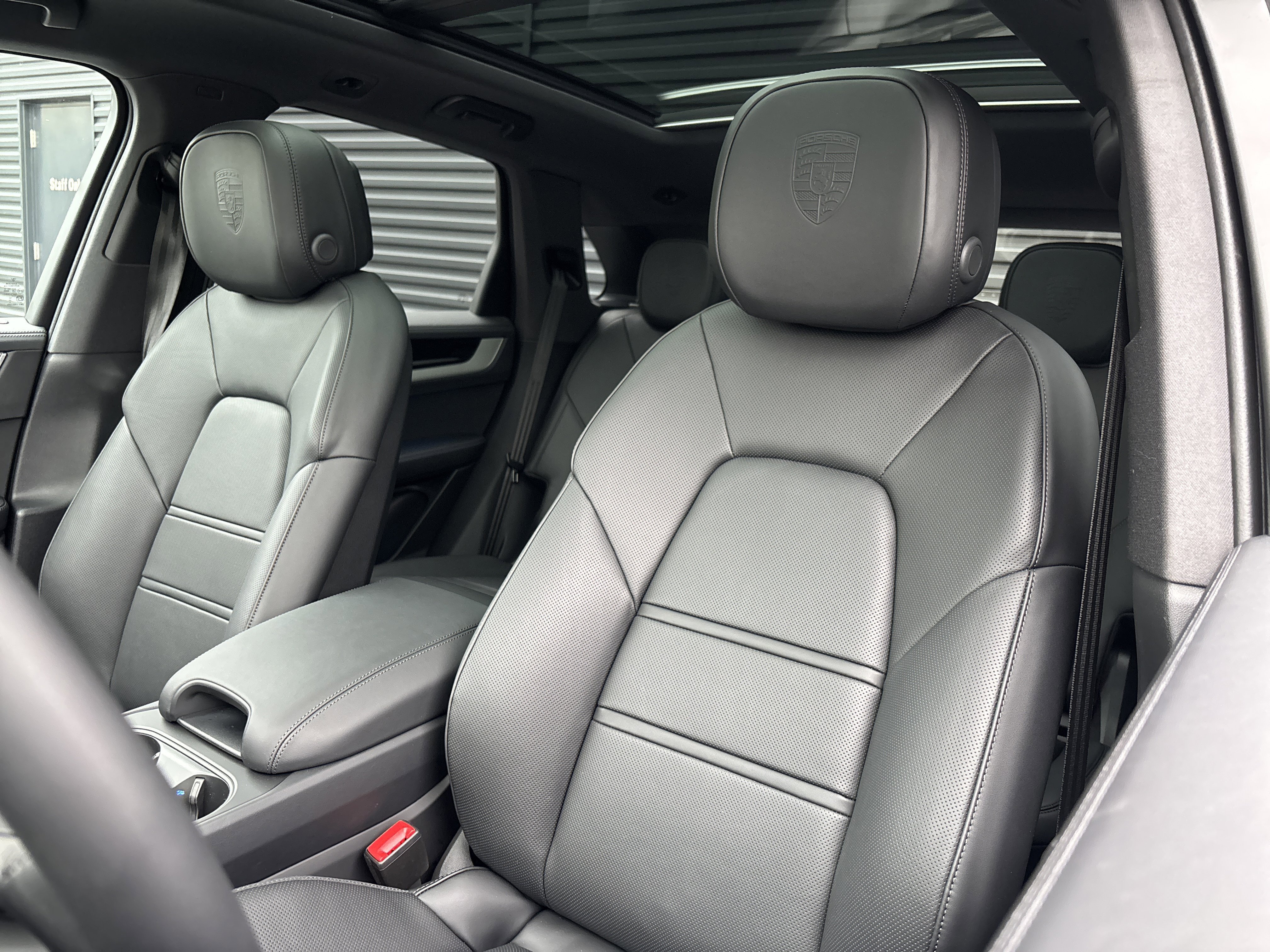 New 2026 Porsche Cayenne E-Hybrid AWD/4WD image 11