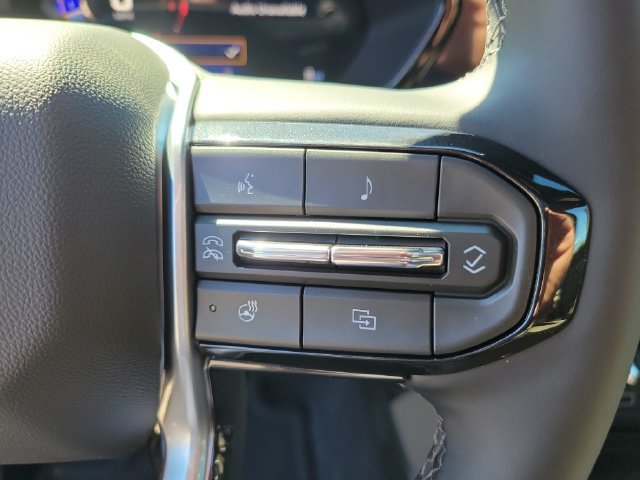 New 2026 Chevrolet Colorado ZR2 w/ Technology Package AWD/4WD image 28