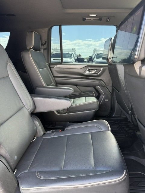Used 2021 GMC Yukon XL SLT w/ SLT Luxury Plus Package AWD/4WD image 21