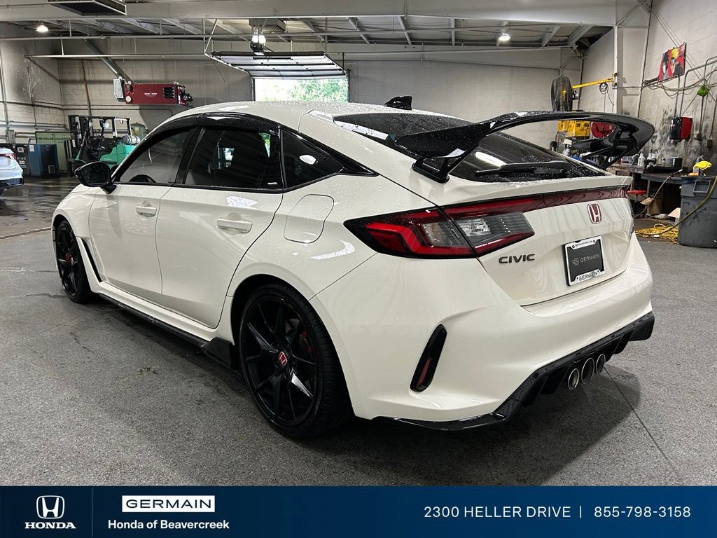 Used 2024 Honda Civic Type R image 6