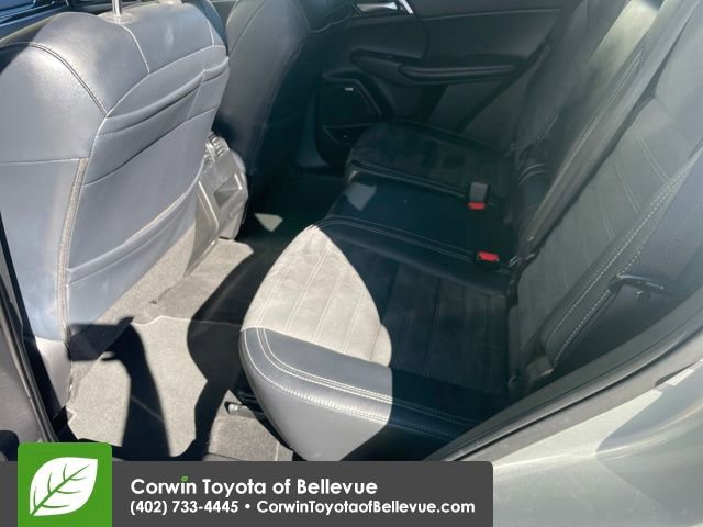 Used 2025 Mitsubishi Outlander SE image 24