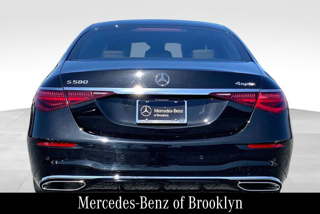 Used 2022 Mercedes-Benz S 580 4MATIC Sedan image 5