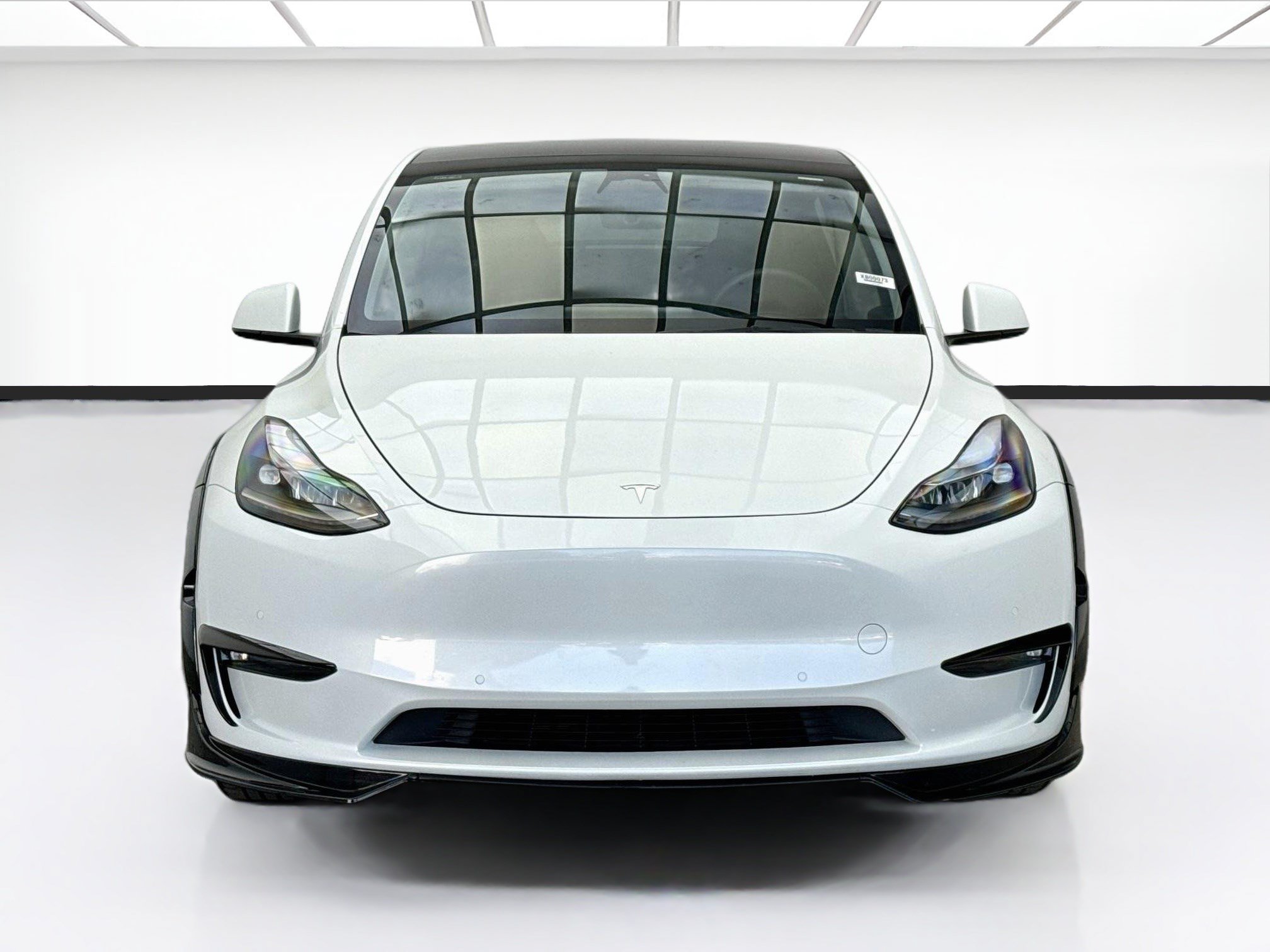 Used 2023 Tesla Model Y Performance AWD/4WD image 2