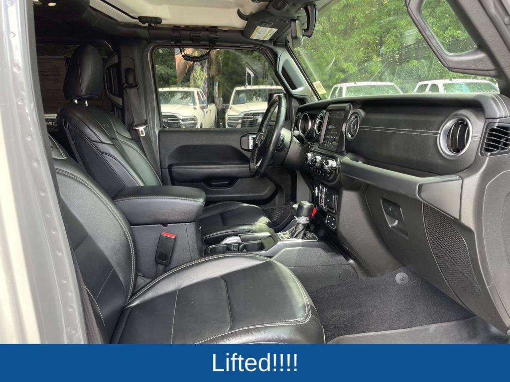 Used 2022 Jeep Wrangler Unlimited Sahara AWD/4WD image 15