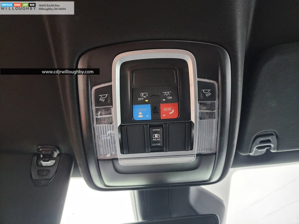 Used 2025 RAM 1500 Rebel AWD/4WD image 22