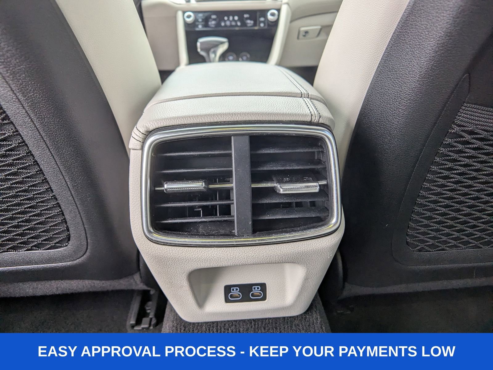 Used 2024 Genesis G70 2.5T image 18