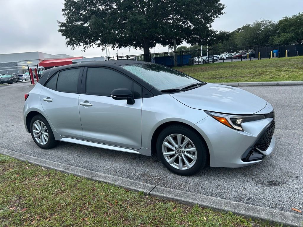 Used 2025 Toyota Corolla SE FWD image 7