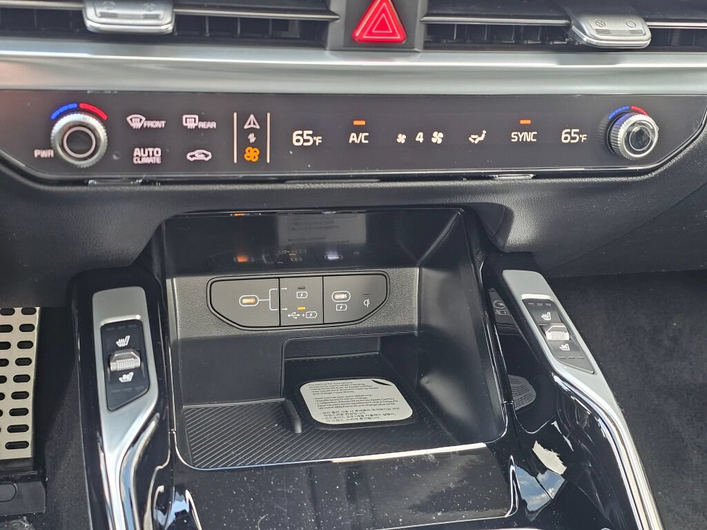 New 2026 Kia Sorento SX AWD/4WD image 16