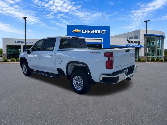 Used 2025 Chevrolet Silverado 2500 LT w/ Convenience Package AWD/4WD image 5