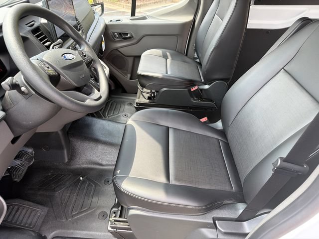New 2026 Ford Transit 250 148 Medium Roof w/ Load Area Protection Package RWD image 10