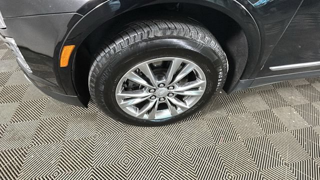 Used 2021 Cadillac XT5 Premium Luxury FWD image 9
