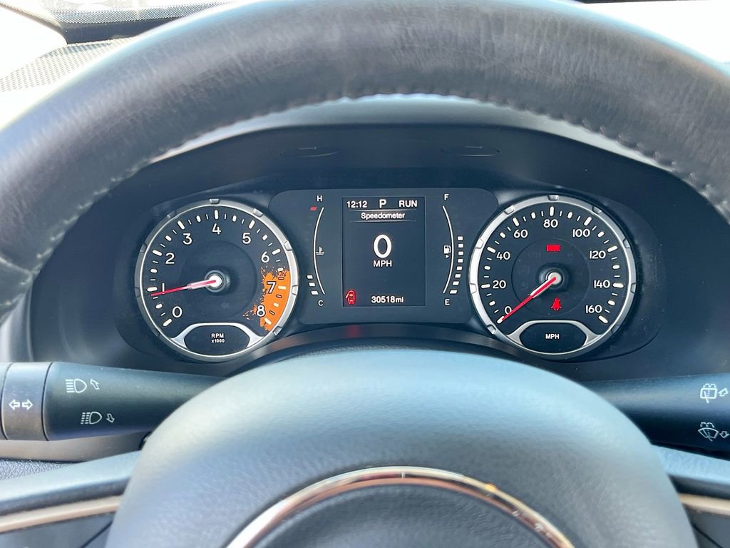 Certified 2016 Jeep Renegade Latitude image 12