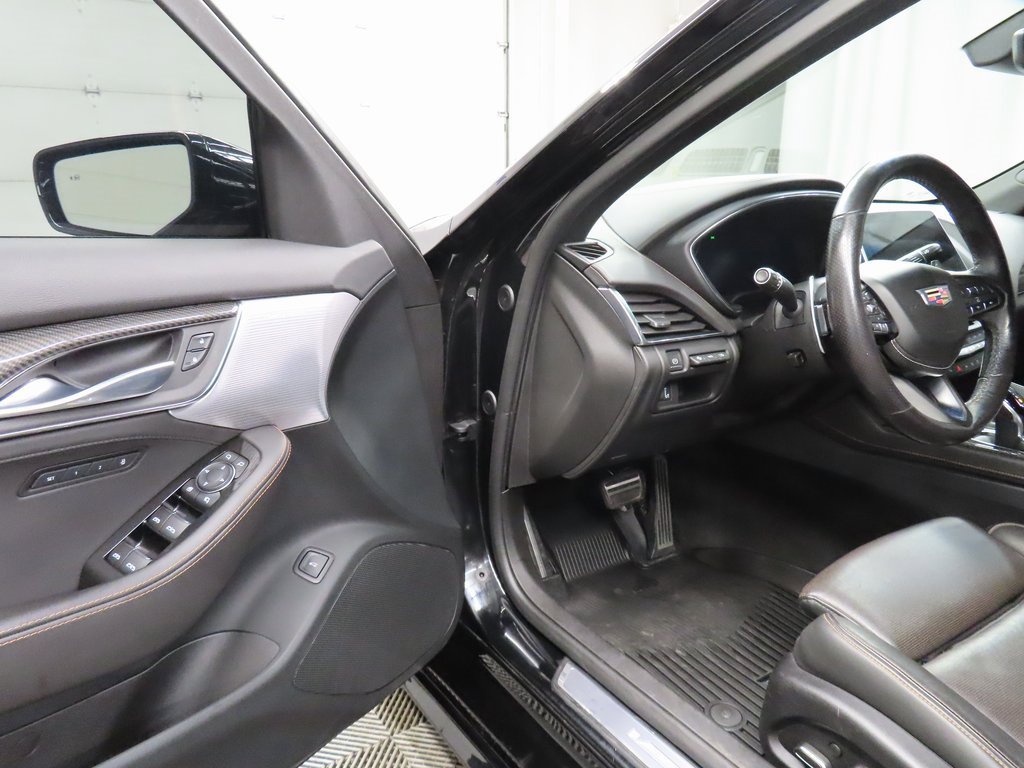 Used 2021 Cadillac CT5 V image 40