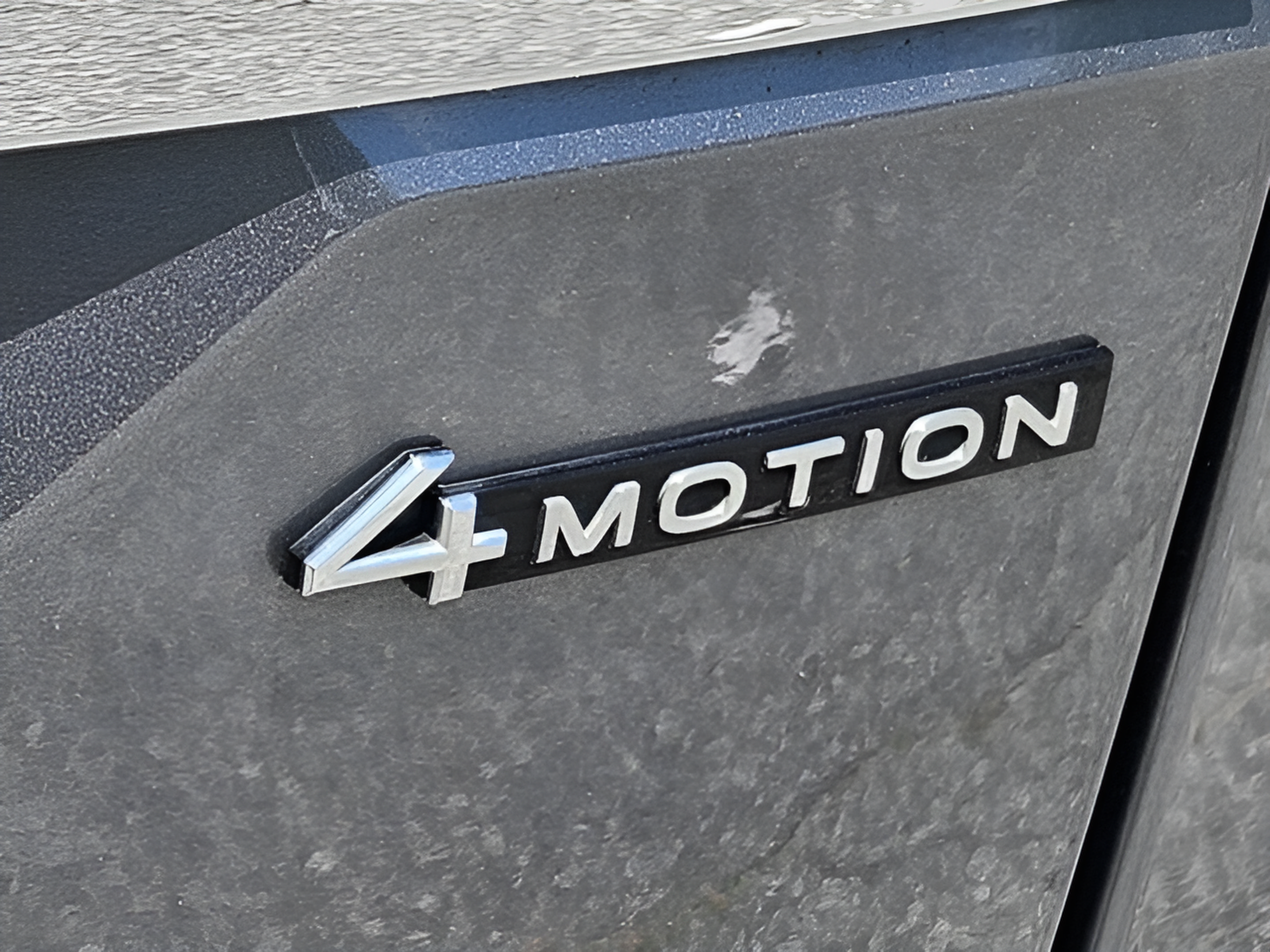 Used 2024 Volkswagen Atlas SEL AWD/4WD image 33