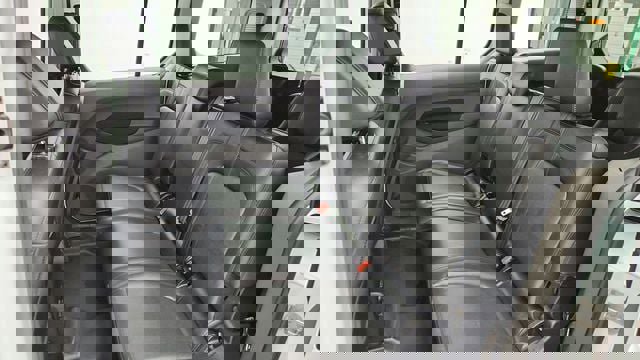 Used 2020 Ford Transit Connect XL image 21