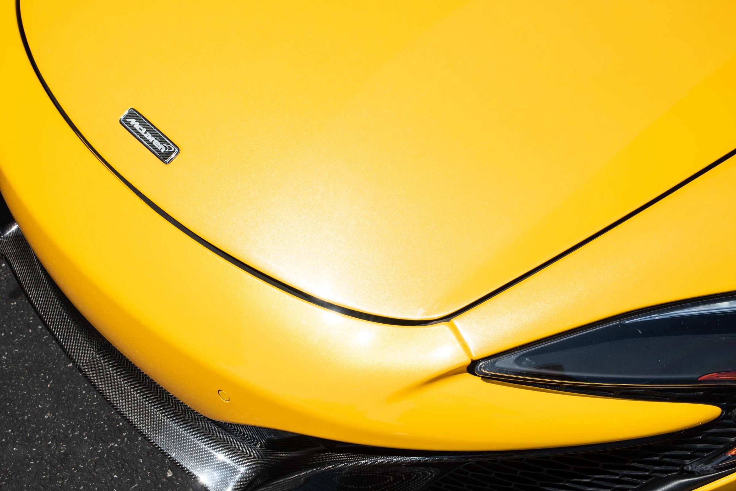 Used 2015 McLaren 650S Spider image 26