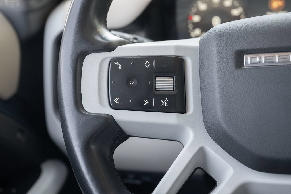 Used 2023 Land Rover Defender 110 S AWD/4WD image 24
