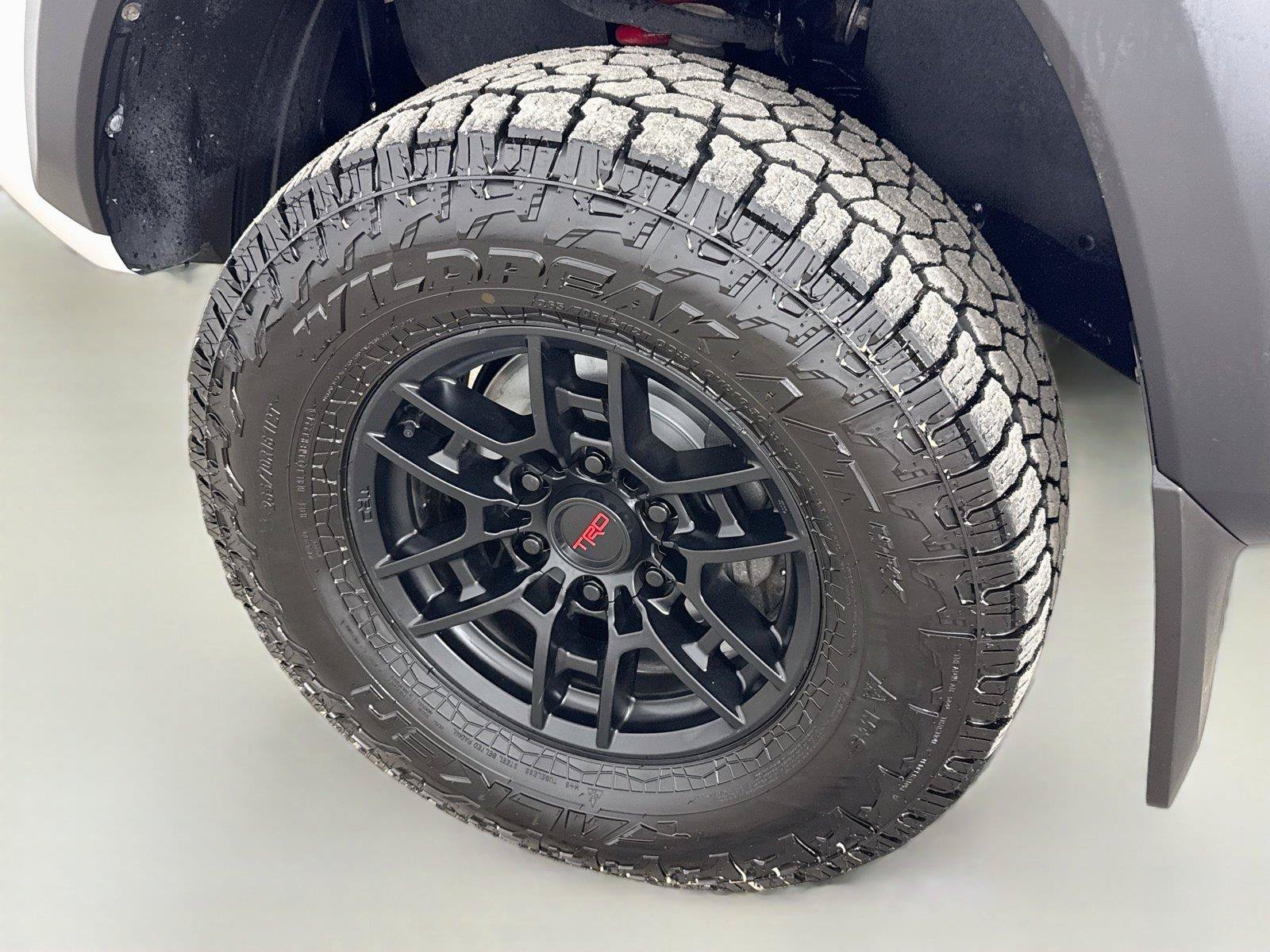 Used 2021 Toyota Tacoma TRD Pro AWD/4WD image 33