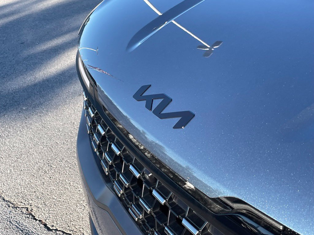 New 2027 Kia Carnival SX w/ Dark Edition Package FWD image 30