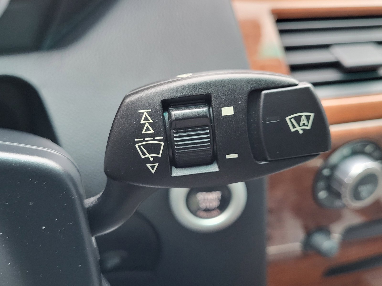 Used 2006 BMW M6 Coupe image 31