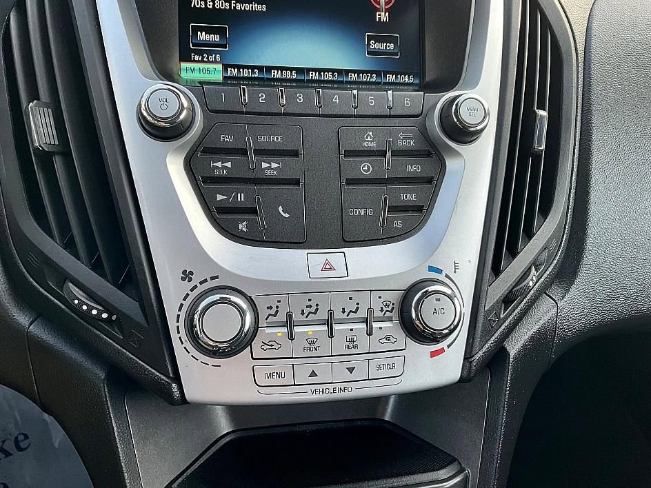 Used 2017 Chevrolet Equinox LS image 19