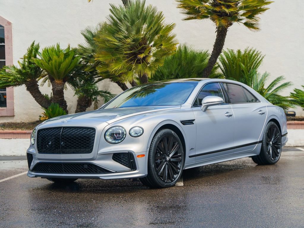 Used 2025 Bentley Flying Spur Plug-In Hybrid AWD/4WD image 35