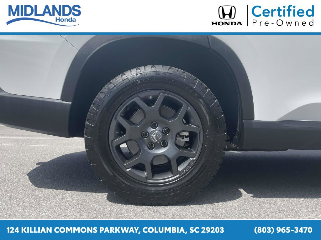 Certified 2025 Honda Pilot TrailSport image 7
