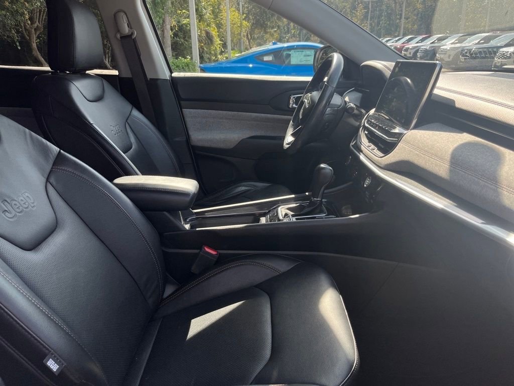 Used 2022 Jeep Compass Latitude image 48