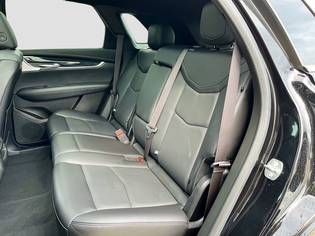 Certified 2024 Cadillac XT5 Premium Luxury AWD/4WD image 32