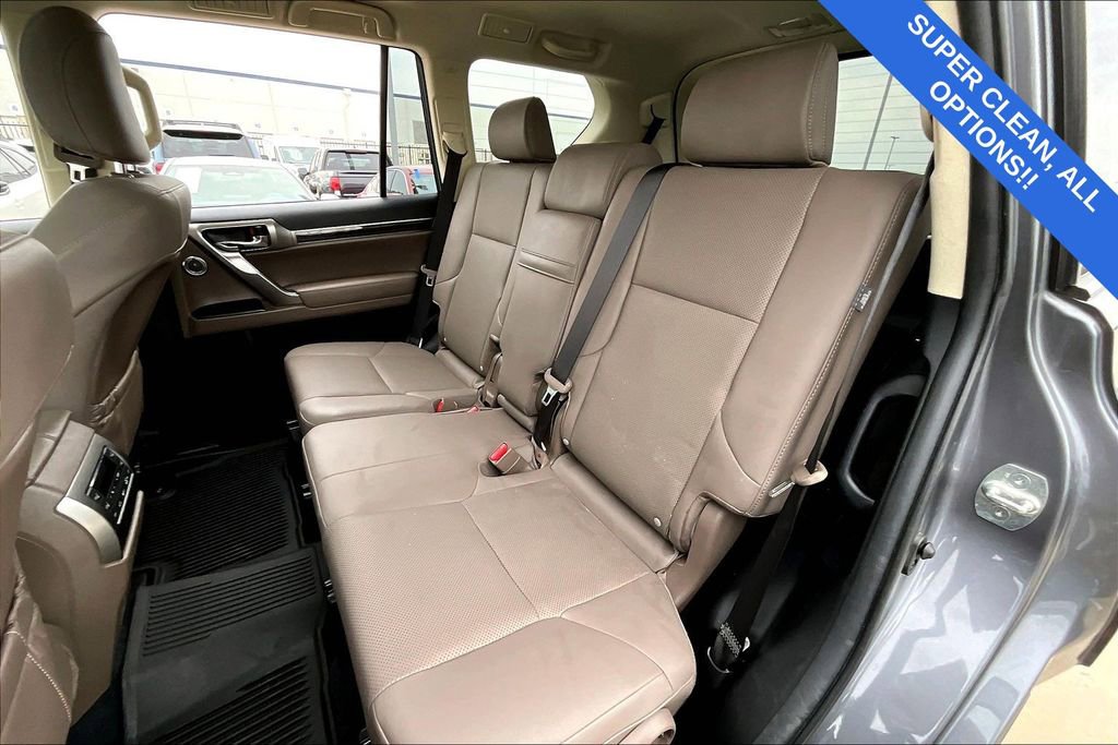 Used 2023 Lexus GX 460 Premium w/ Premium Plus Package image 35