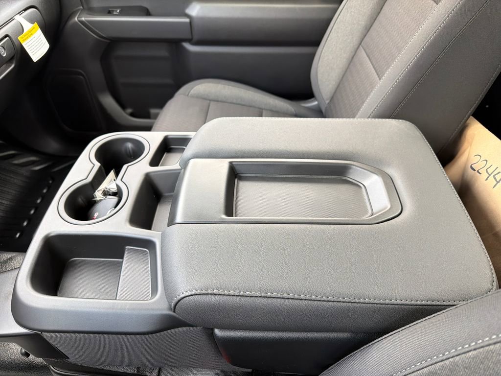 New 2026 GMC Sierra 3500 Pro w/ Convenience Package image 18