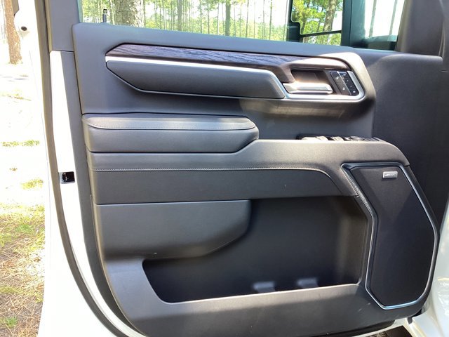 New 2025 GMC Sierra 3500 SLT w/ SLT Premium Package image 15