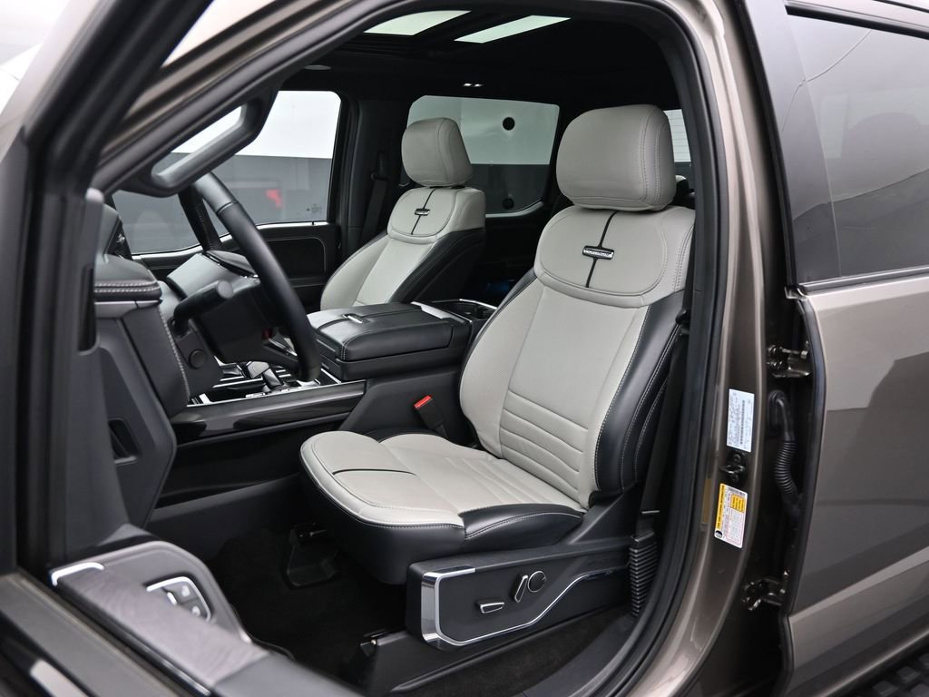 Certified 2022 Ford F150 Lightning Platinum image 8