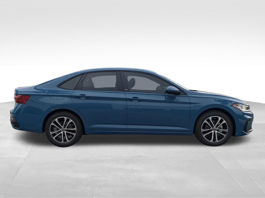 New 2026 Volkswagen Jetta Sport FWD image 3