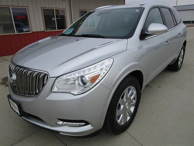 Used 2017 Buick Enclave Premium w/ Trailering Package image 3