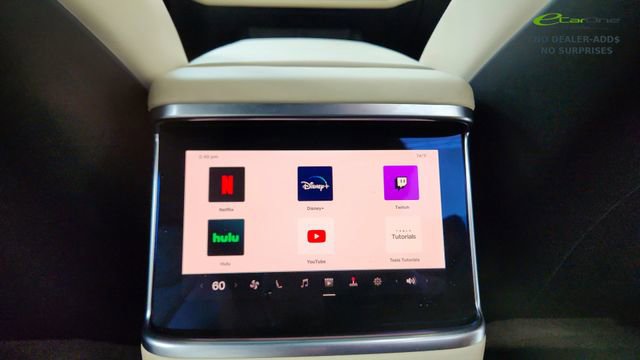 Used 2023 Tesla Model X image 56