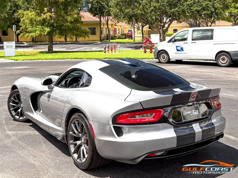 Used 2017 Dodge Viper GTS RWD image 42