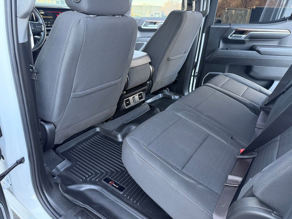 Used 2023 GMC Sierra 1500 SLE image 24