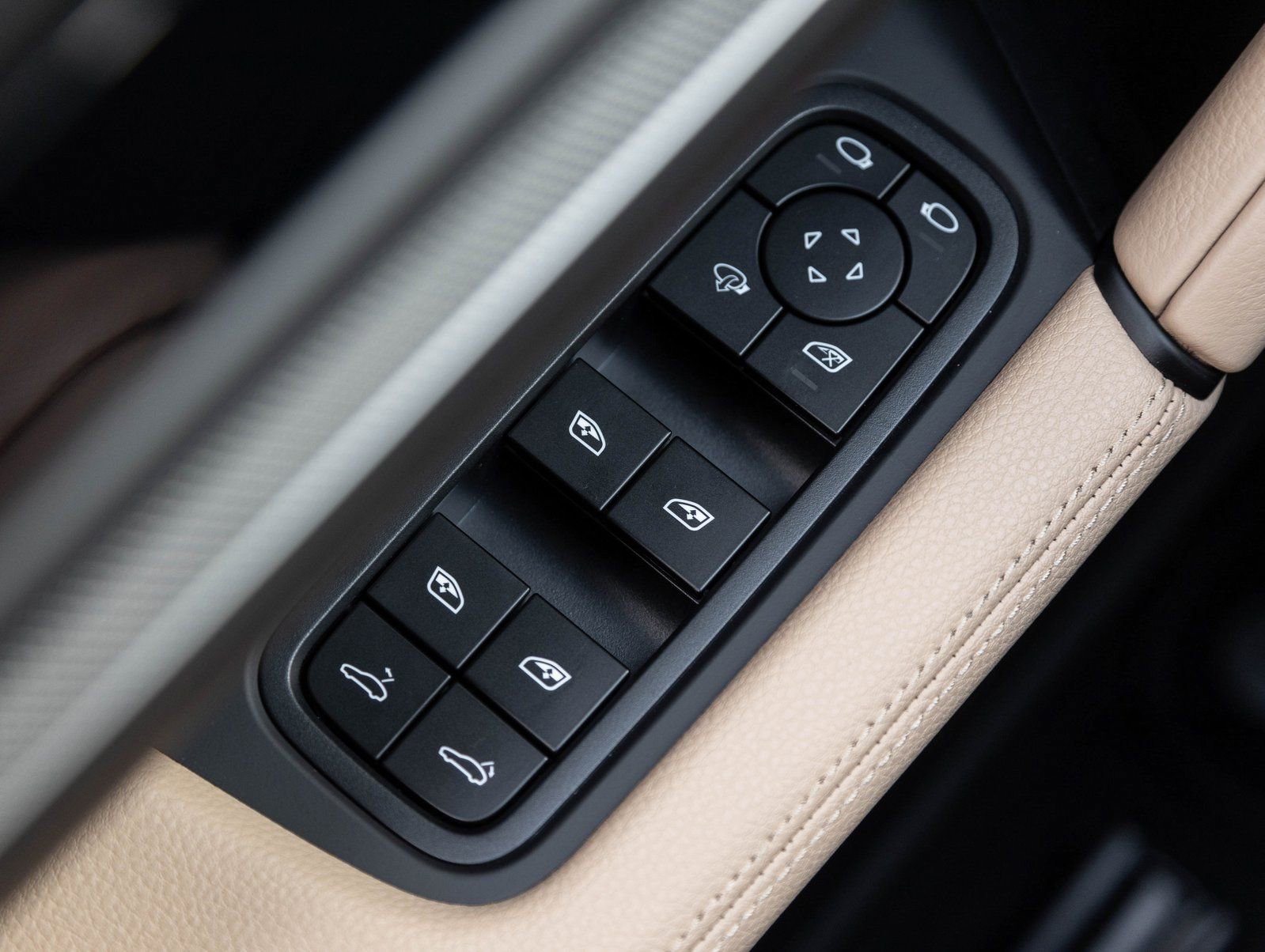 Certified 2026 Porsche Cayenne image 20
