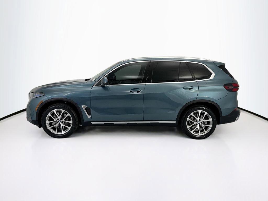 Certified 2024 BMW X5 xDrive40i w/ Premium Package AWD/4WD image 8