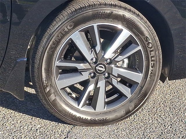 New 2025 Nissan Versa SV w/ Trunk Package image 8