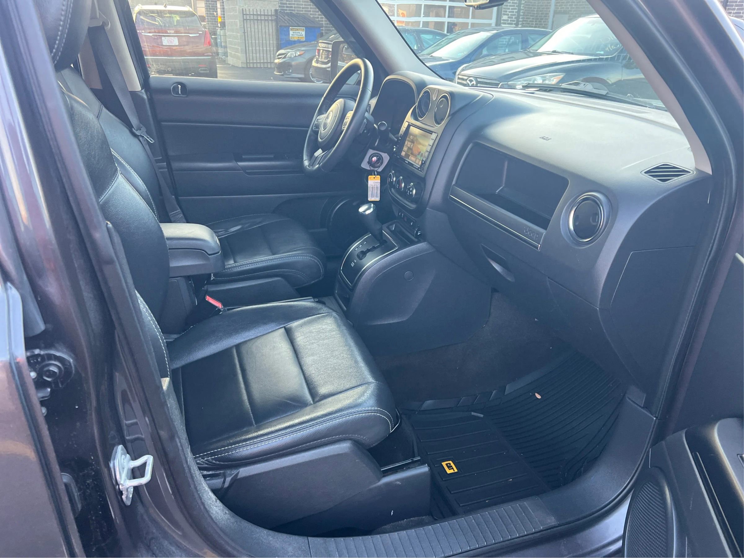 Used 2015 Jeep Patriot High Altitude image 25