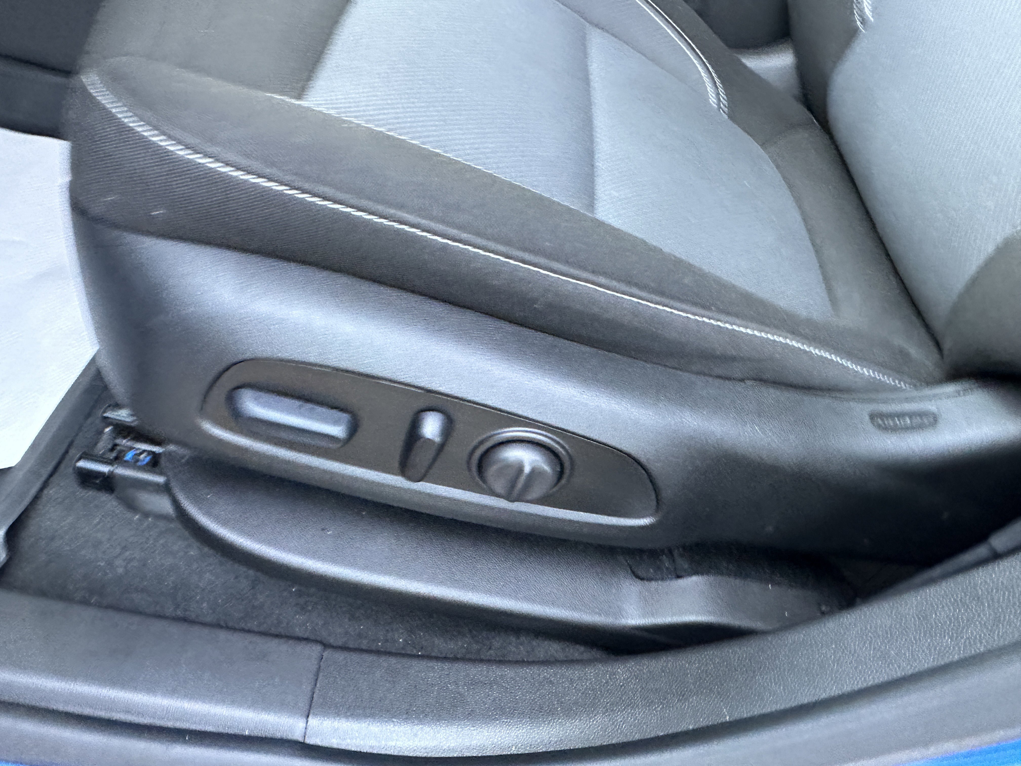 Used 2024 Chevrolet Blazer LT w/ Convenience Package image 15